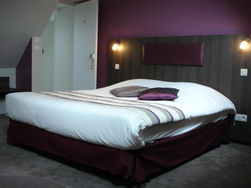 Logis Hotel Spa Restaurant Au Site Normand Clécy الغرفة الصورة